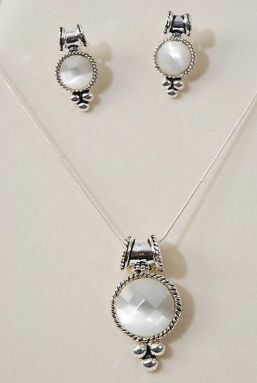 Necklace Sets Silver Snake Chain W Round Cat eye Pendant White / Sets Silver White , Pendant Size-2"x1" Wide , 18" Chain , Display Card & Opp Bag & UPC Code